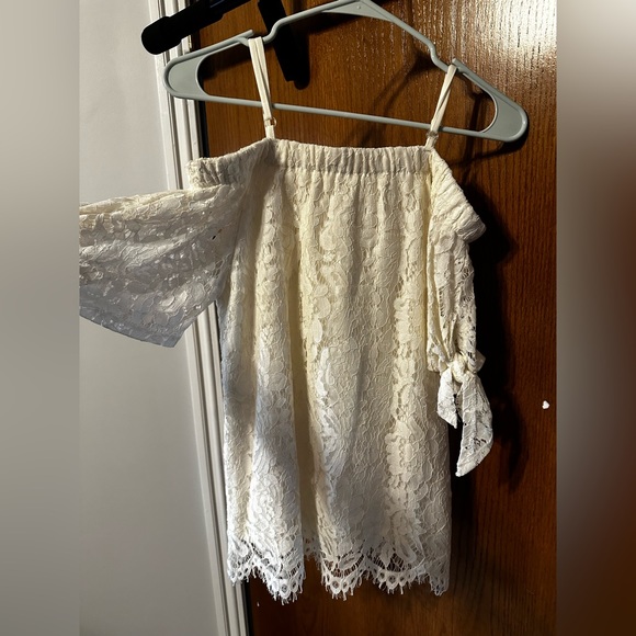 White Lace Off-the-Shoulder Blouse - Picture 1 of 3